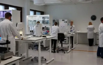 lab technicians working together